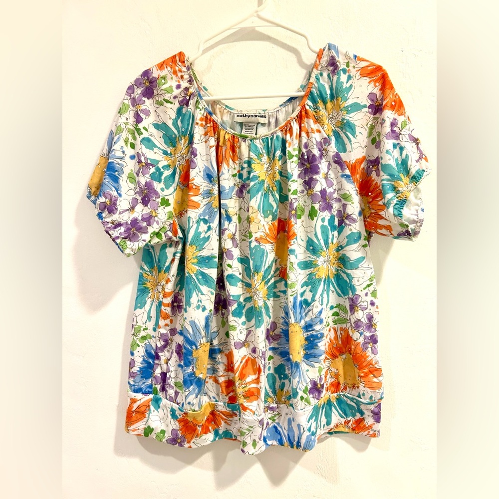 Cathy Daniel’s Women’s Colorful Floral Sparkly Blouse Large